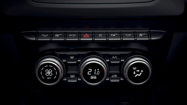 automatic air conditioning Duster