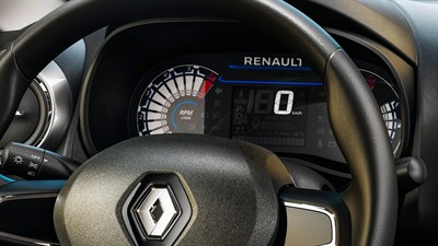dashboard with LCD cluster - Renault Kwid