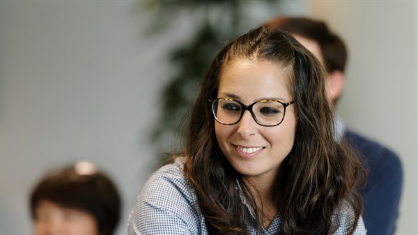 Présentation de la nouvelle Renault TWINGO - Scène avec spectateurs